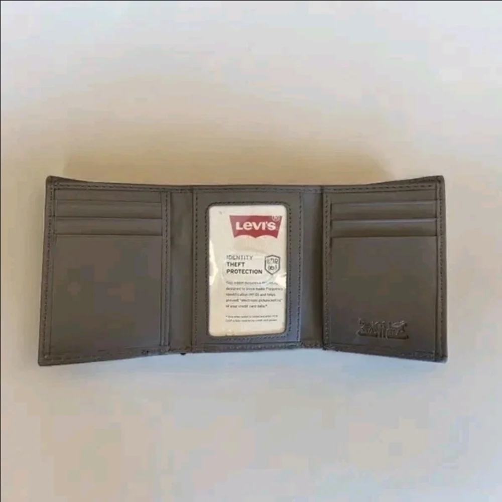 Levi's Brown Leather Money Clip Wallet with Logo